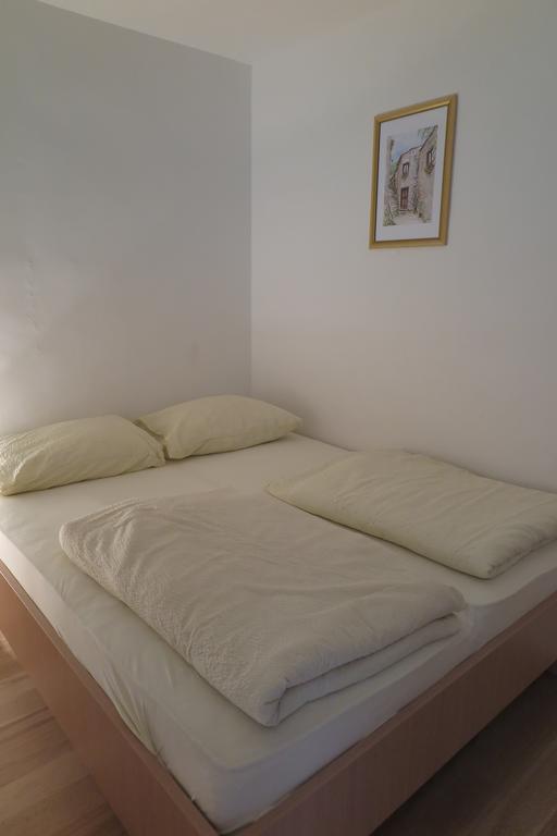 Apartment Omerovic ノヴァリャ エクステリア 写真