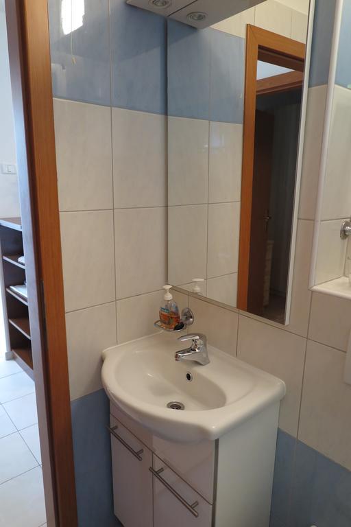Apartment Omerovic ノヴァリャ エクステリア 写真
