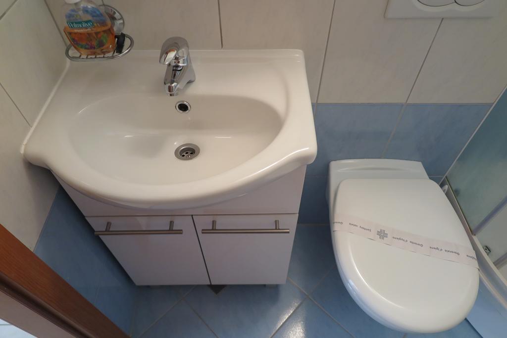 Apartment Omerovic ノヴァリャ エクステリア 写真
