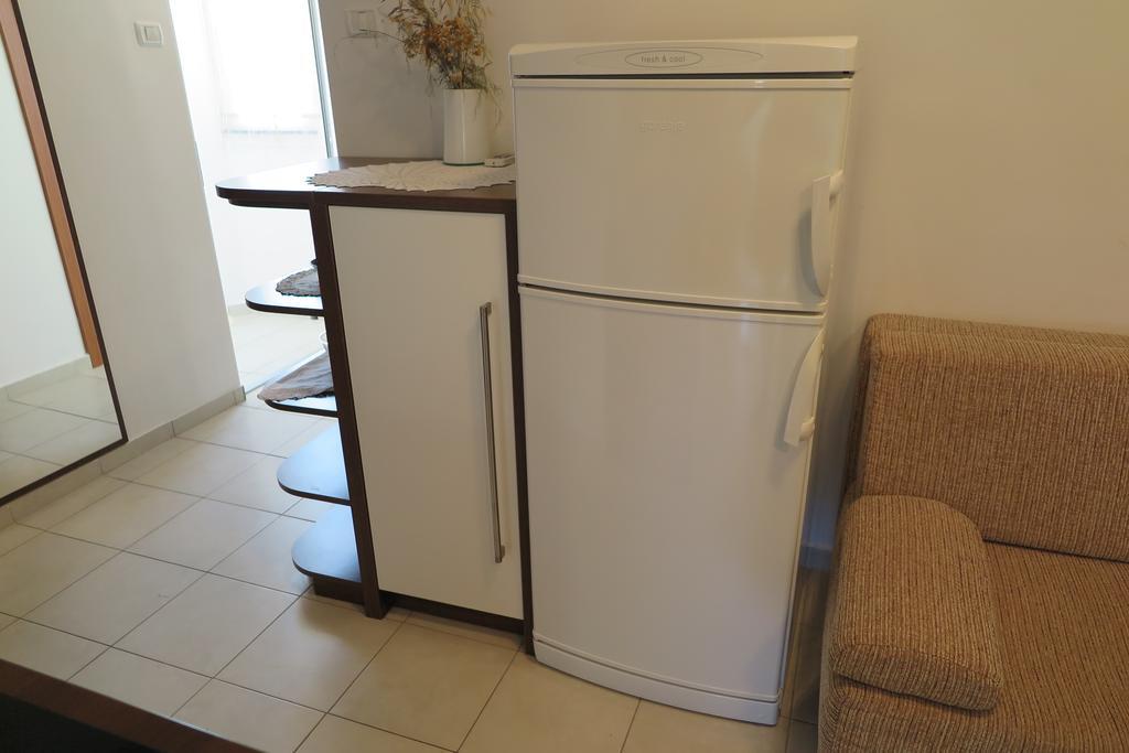Apartment Omerovic ノヴァリャ エクステリア 写真
