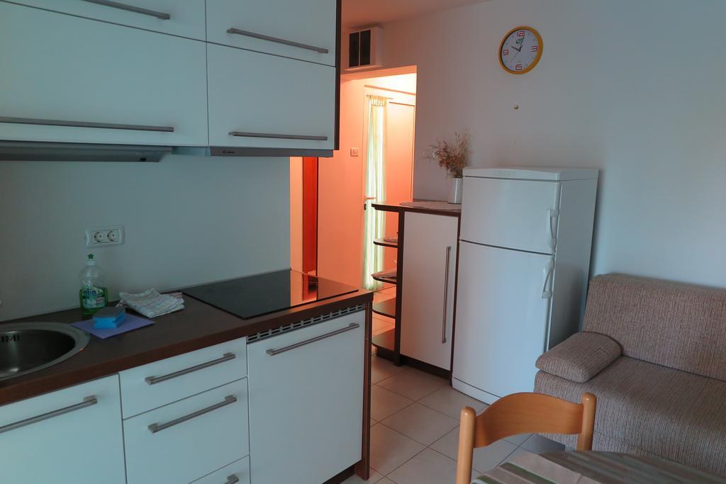 Apartment Omerovic ノヴァリャ エクステリア 写真